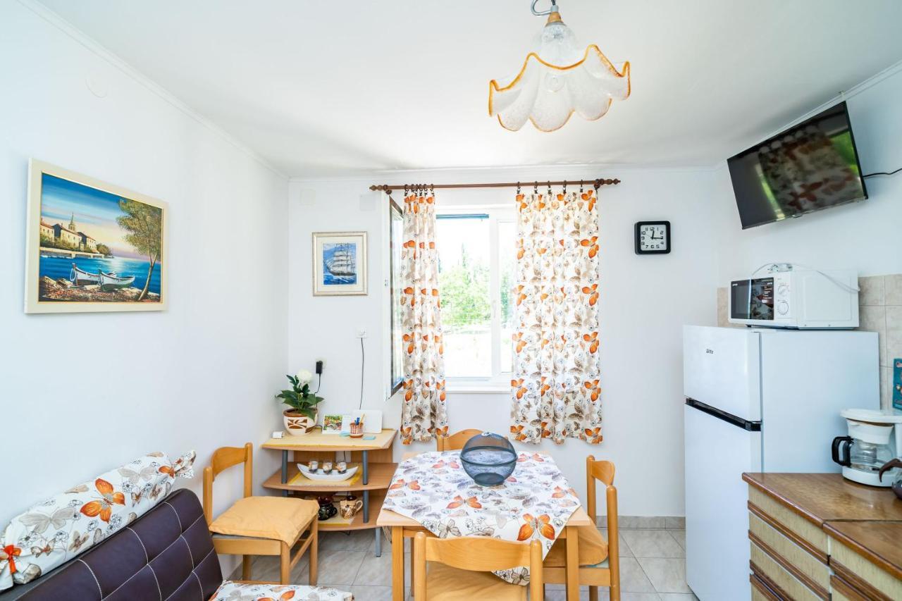 Lovorno Apartment Laurel Leaf מראה חיצוני תמונה